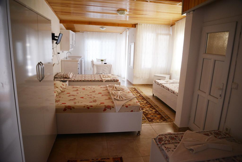 Huzur Hotel Sigacik Quarto foto